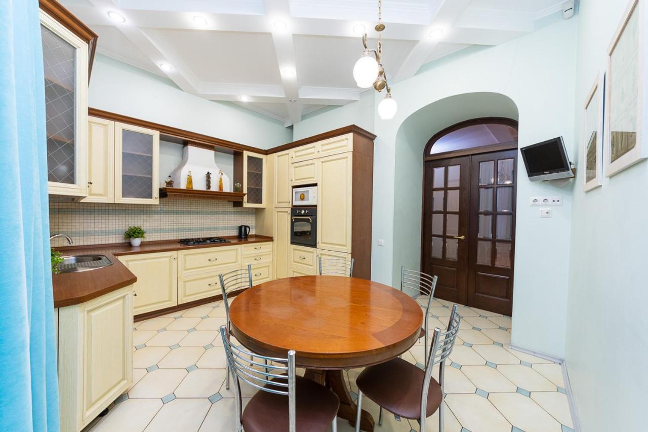 Apartament On Independence Square Kiev Exterior foto